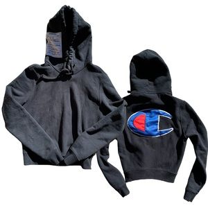 Vetements x Champion 2017 "In-Progress" Cropped Hoodie Black Medium